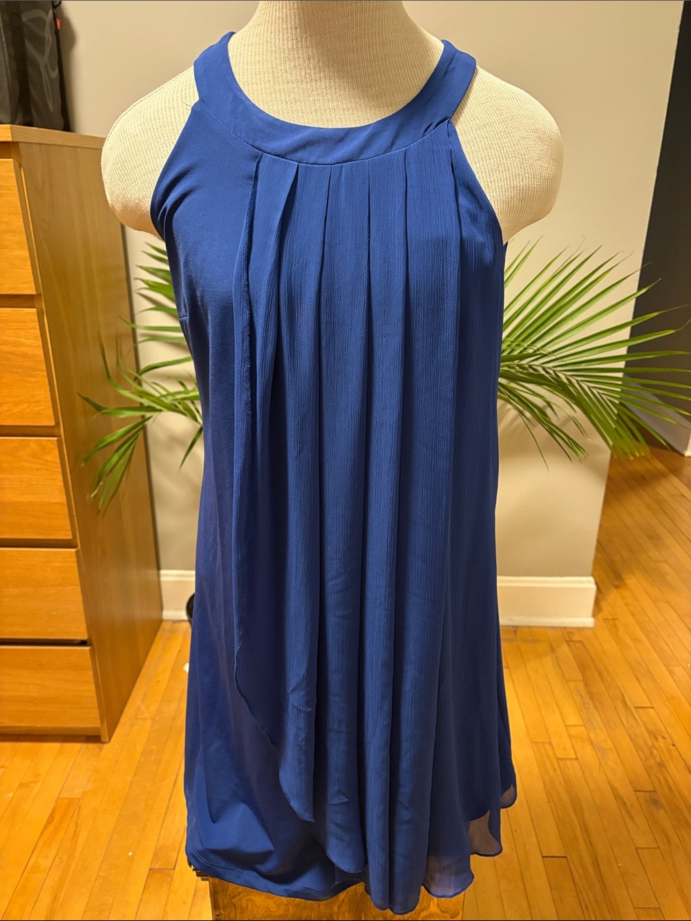 Sleeveless Pleated Midi Dress in Deep Blue